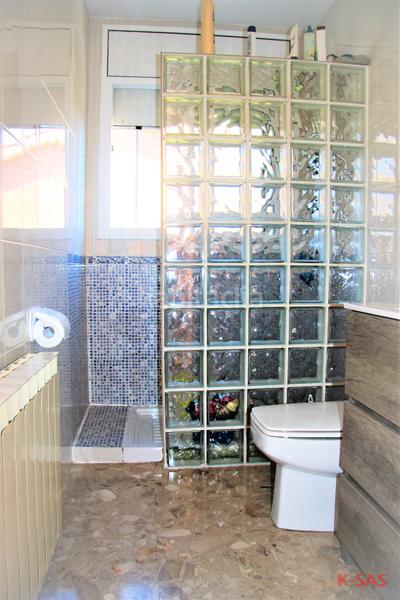 Foto 15e85f26-fbbd-4c69-8f3d-90e3f25c3258. Chalet avec chauffage parking piscine dans Urbanitzacions de Llevant Tarragona