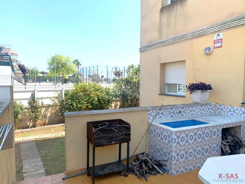 Foto cdcdb2b5-aadf-4430-a59d-90f2c1a25ea5. Piso  con jardín y piscina. en Cunidor Cunit