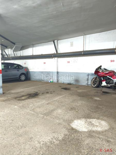 Foto 22185df8-b77e-45f4-8b3e-5f307289cd17. Alquiler parking coche en carrer de la lleialtat 62 parquing en Can Clota en Esplugues de Llobregat