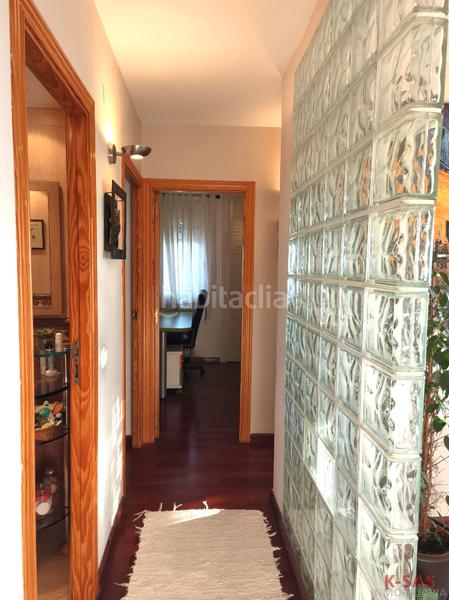 Foto 680dbc9d-91e3-4934-a3ea-245285b677a4. Dachwohnung mit kamin heizung parking in La Plana Esplugues de Llobregat