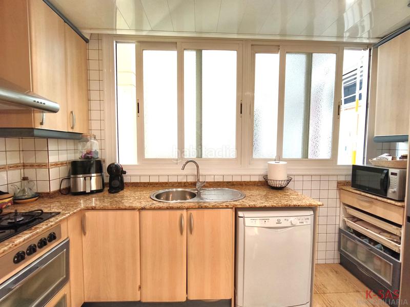 Foto 8746f64c-1c21-4c97-9003-d24968bae09d. Dachwohnung mit kamin heizung parking in La Plana Esplugues de Llobregat