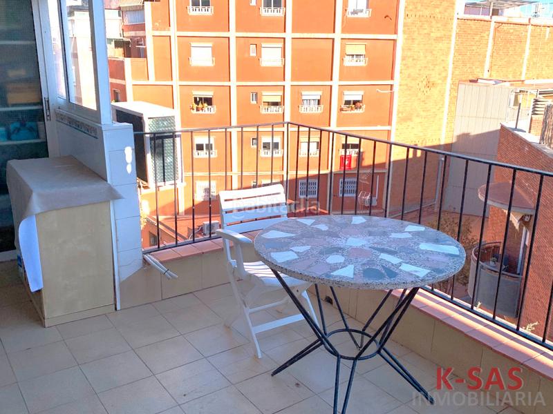 Foto c22c9e53-bd50-49a5-8050-8fbb6c457d72. Ático luminoso. en Can Serra Hospitalet de Llobregat (L´)