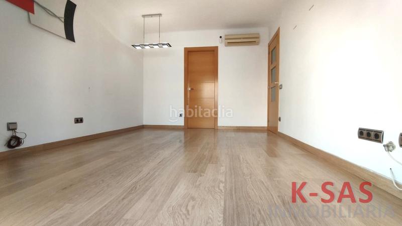 Foto 5721882f-75b8-481a-9f42-6b9e2b04dda8. Appartamento in Can Vidalet Esplugues de Llobregat