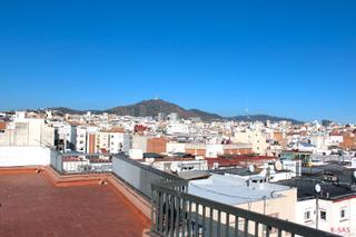 Dúplex a Pubilla Cases. Ático dúplex con terrazas, único y exclusivo.