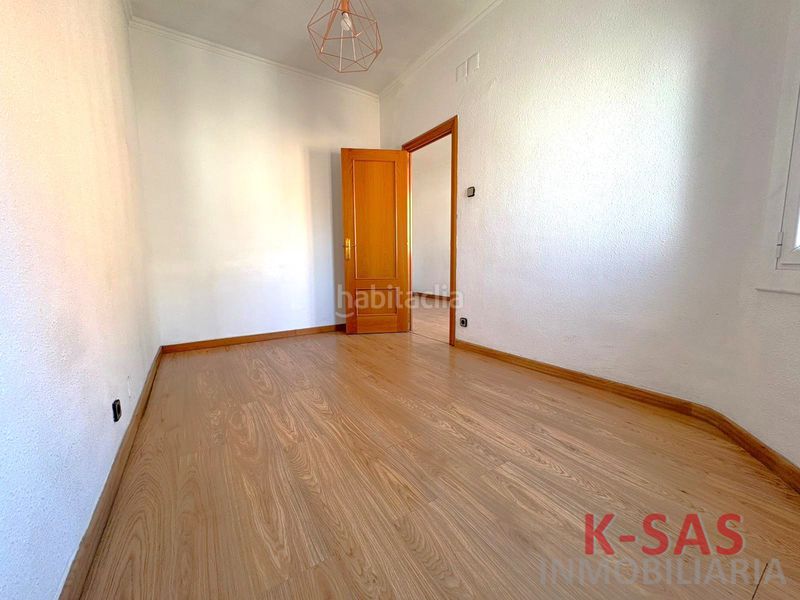 Foto 83e9e372-1ab7-4281-b59c-afeb1a49a2e5. Àtic a Sant Antoni Barcelona