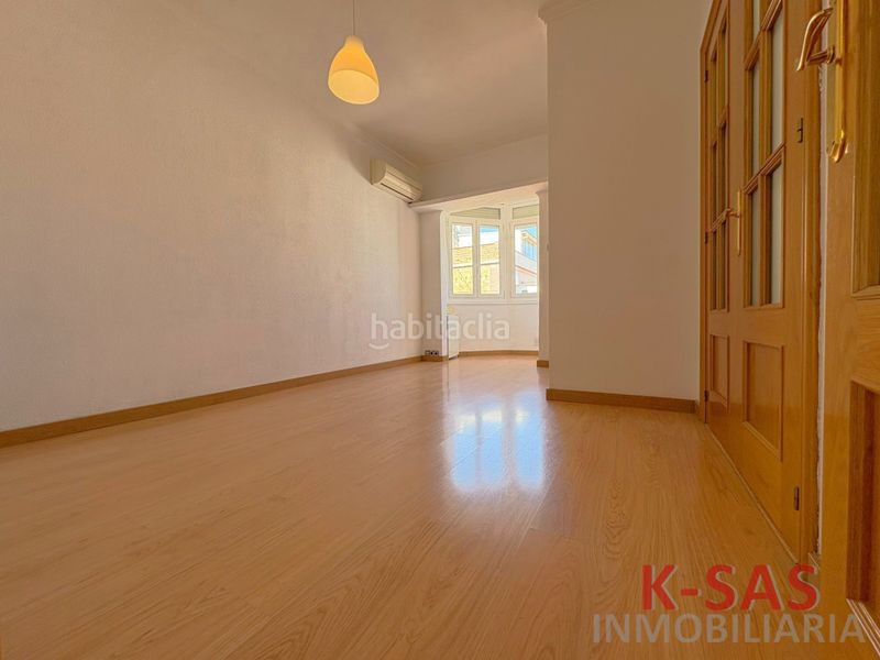 Foto 905062da-e06d-4a67-87ec-a24edbd7a176. Àtic a Sant Antoni Barcelona