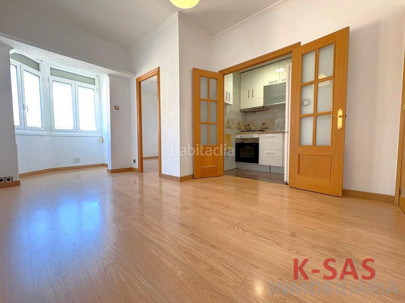 Foto b4d5f8da-832b-4626-8a1b-a6c0df4dfe32. Àtic a Sant Antoni Barcelona