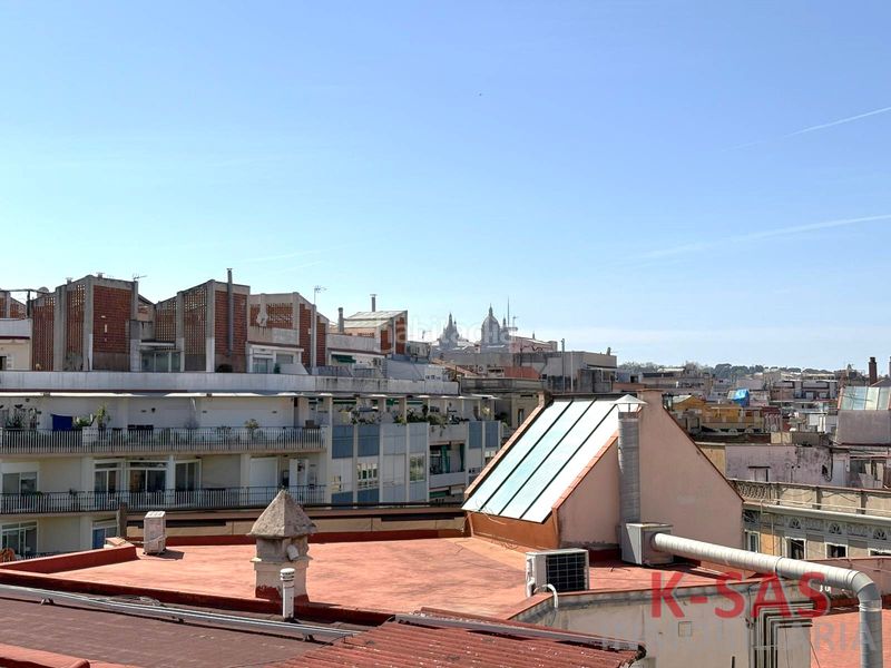 Foto 7e85a470-4950-4487-bac1-b4e7f51b5d2c. Àtic a Sant Antoni Barcelona