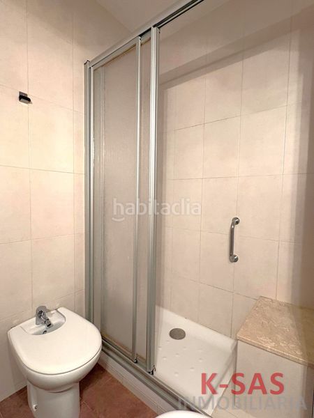 Foto 76b9d698-5f70-4efa-94df-06341023ea30. Pis a Can Vidalet Esplugues de Llobregat