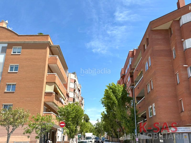 Foto 94d37797-8492-4288-8abf-4f352e275e27. Pis a Can Vidalet Esplugues de Llobregat