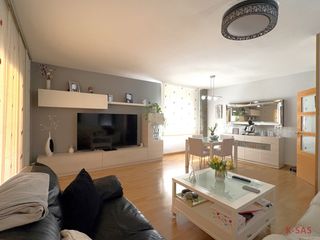 Piso en Can Vidalet. Único en la zona.