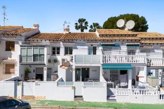 Casa adossada en Calle ruidera 25