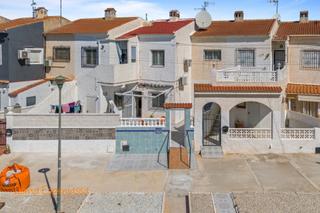 Ground floor in Calle manuel benítez-el cord 113