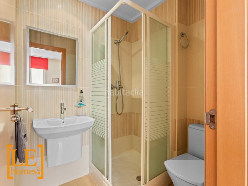 Foto 719e953c-1ba6-4ebd-87bb-28e67fba4e84. Appartement dans calle joaquín chapaprieta 138 dans Torrevieja