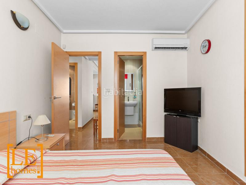 Foto 8dfeb5b7-afd0-4ffa-9568-70dd77472eec. Appartement dans calle joaquín chapaprieta 138 dans Torrevieja