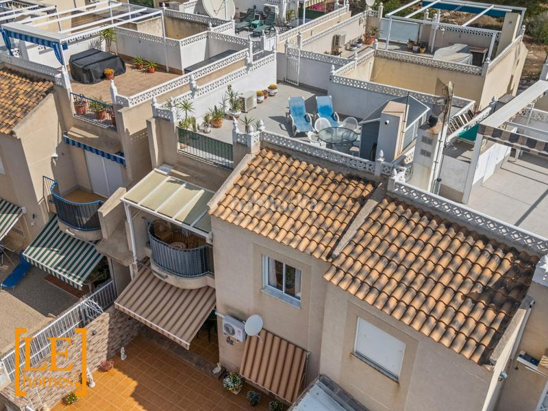 Foto 3e0f3514-b9f2-4544-b5f9-2f67df0b4ef5. Attico in calle rodrigo 389 in Zona Carrefour - Urbanizaciones Torrevieja