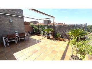 Pis a Castellarnau. Atico en venta en castellarnau