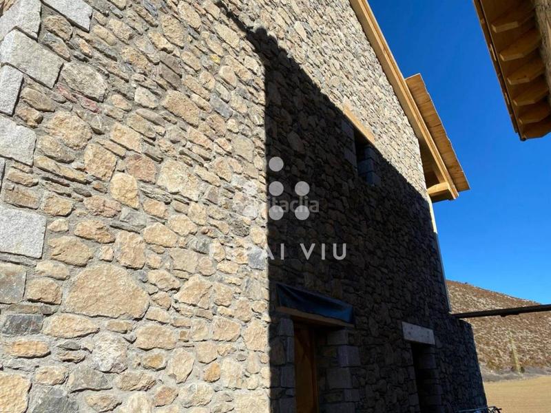 Foto 66fe3215-dd58-428a-ba0c-e9029a3475b8. Casa con riscaldamento parcheggio in Isòvol