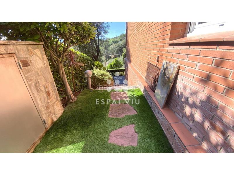 Foto 1ce8253d-d4b9-431a-98eb-cbd693a61462. Chalet  de una sola planta! en Matadepera
