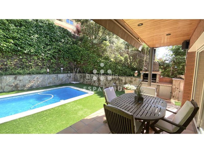 Foto 3ecd503e-8c44-4385-a5b3-8fa281314599. Chalet  de una sola planta! en Matadepera