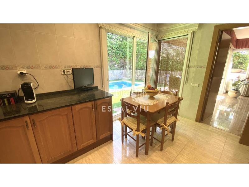Foto 51b2a01f-da5b-4b49-95ad-3839a2be90d6. Chalet  de una sola planta! en Matadepera