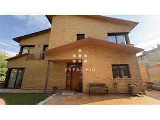 Chalet  Madrid. La ubicación mas deseada de mirasol!