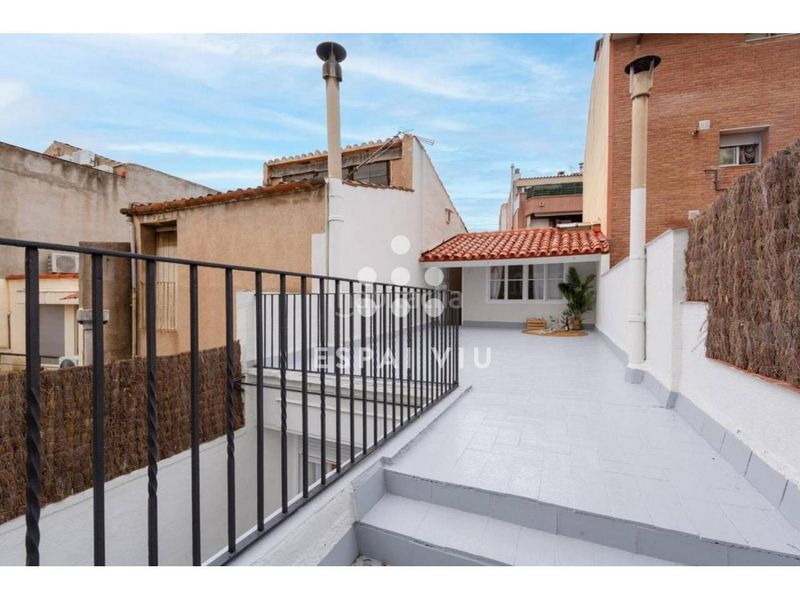 Foto e9390a78-4683-4f26-b08e-32b07e1b8f2b. Casa amb calefacció aparcament a Barri del Centre Terrassa