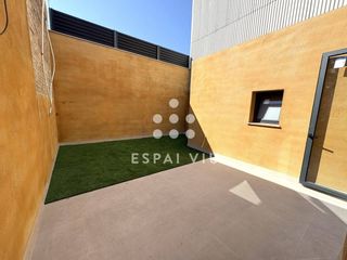 House  Calle fernando poo. Encantadora casa. ideal singles.