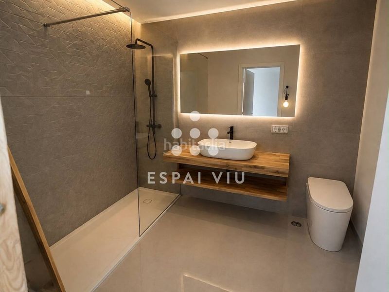 Foto e209a132-5015-442c-a265-458805d347ad. Casa amb calefacció a Els Merinals Sabadell