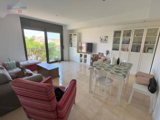 Dúplex a Calle prat de la riba 1. Descubre tu nuevo hogar en este encantador duplex