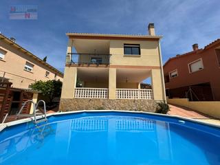 Xalet a Bisbal del Penedès (La). Chalet en perfecto estado