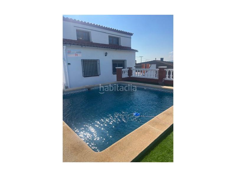 Foto a6be43f9-66ef-4397-9392-930dfe2f503e. Chalet casa con 5 habitaciones en Bisbal del Penedès (La)