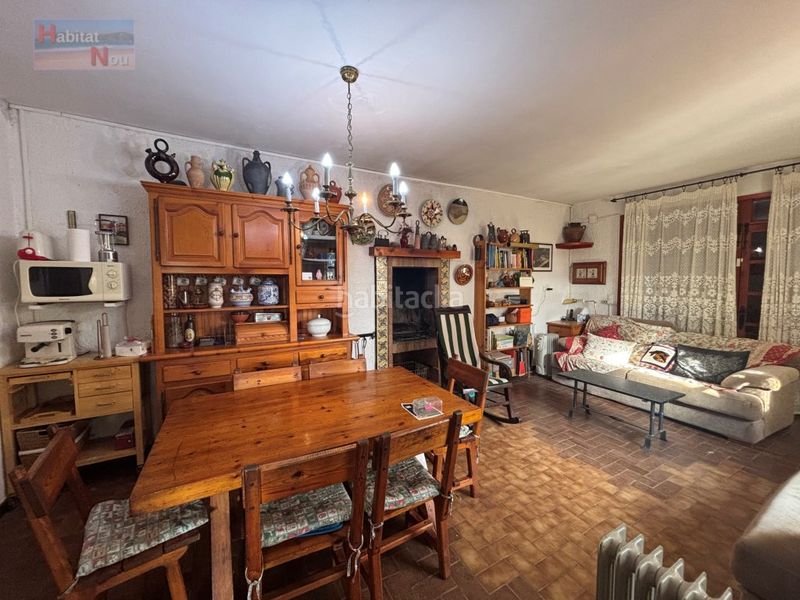 Foto d84494e7-2101-492c-9762-fbe60492d141. Chalet con parcheggio in Bisbal del Penedès (La)
