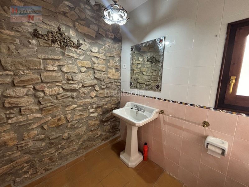 Foto 890b4f19-4f17-40c1-97d8-3e2063b5fbed. Casa amb aparcament a Sarral