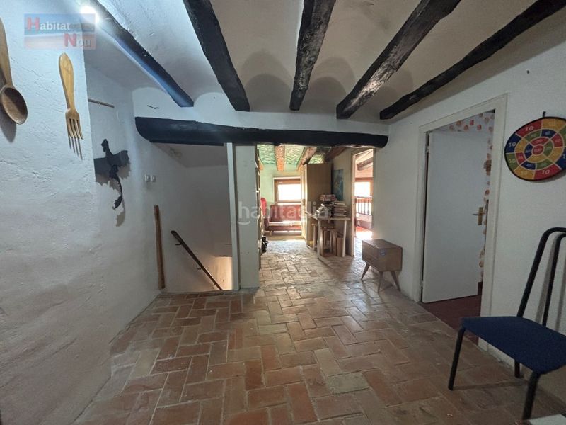 Foto d687696e-cb85-487a-9bdd-2bedf7966777. Casa amb aparcament a Sarral