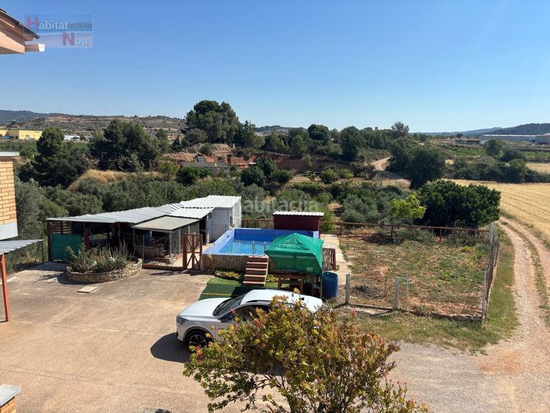 Foto 45f32064-ff69-4f5c-984b-687243f1deb0. Masia amb aparcament a Sarral