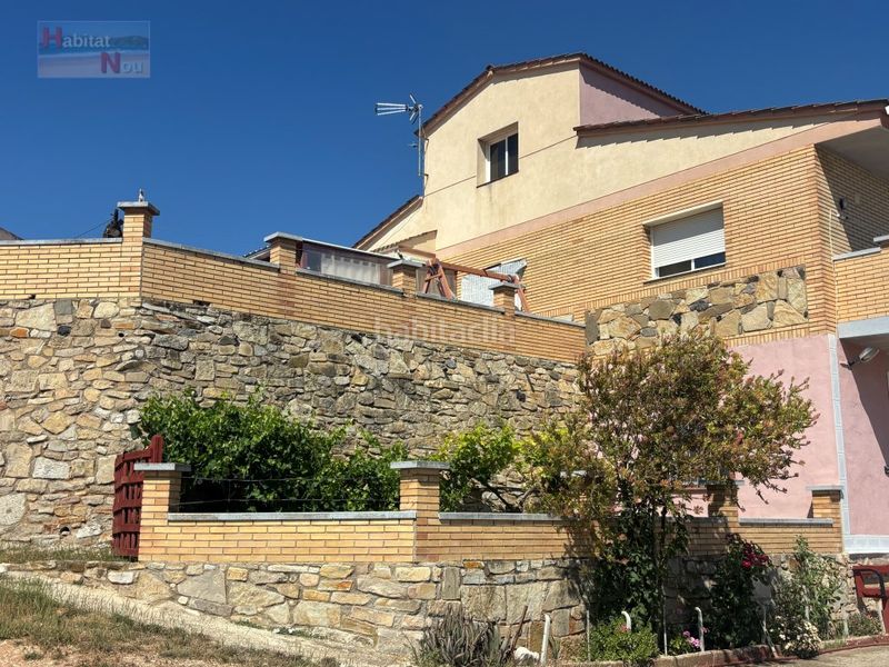 Foto 8cd103fa-d213-4aaa-a618-81dd2f315b90. Masia amb aparcament a Sarral
