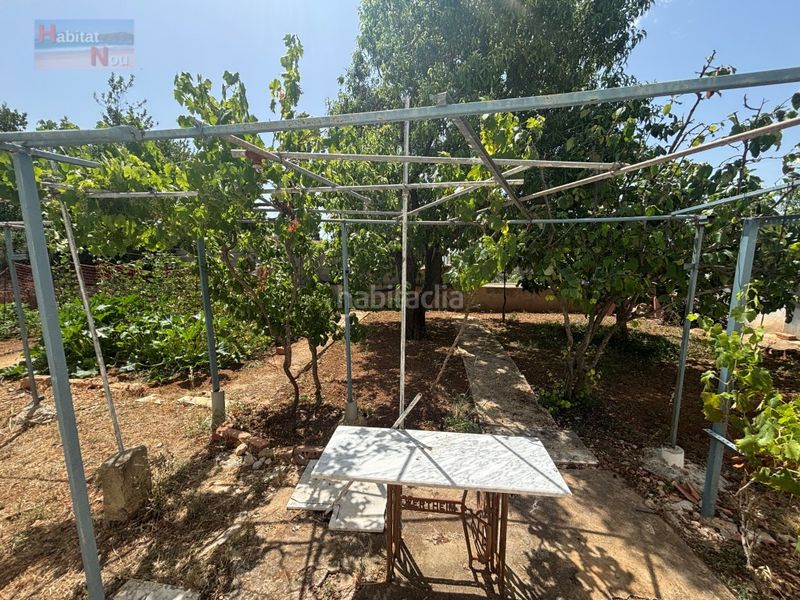 Foto 4c2d0a04-c6fe-4352-958b-822a35f3bd20. Casa amb aparcament a Montmell (El)
