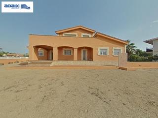 House in Roda de Barà. Casa en venta en  roda de berà, tarragona