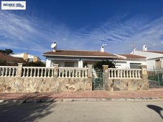 Semi detached house in Els Masos - Els Garrofers. Adosado en venta en  , tarragona