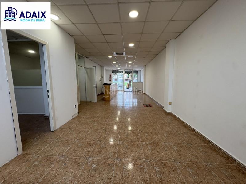 Foto 2060a185-5171-408e-8941-ebeeadcf96ce. Local commercial dans Roda de Barà