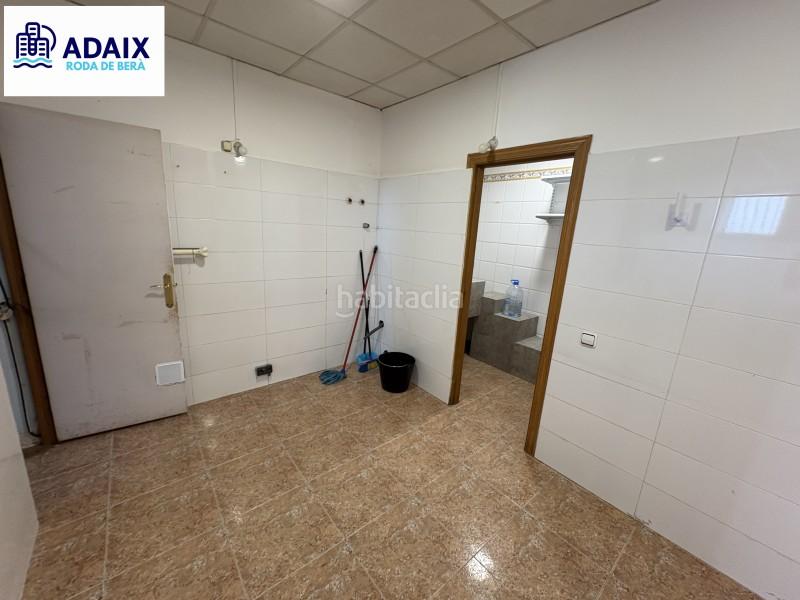 Foto 6219d7f8-38cc-41d3-a43e-cfe2daa2ab10. Local commercial dans Roda de Barà