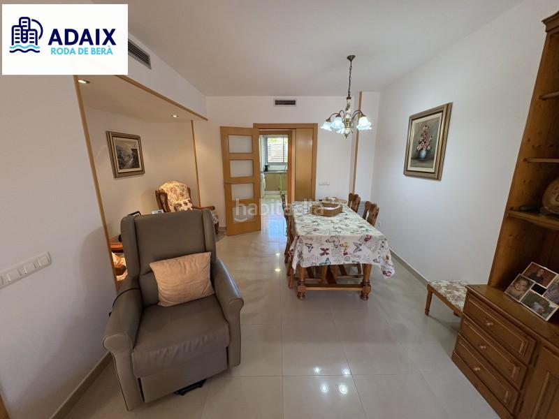 Foto 0c8632ba-133e-4035-9e9c-370985d3d66d. Erdgeschoss mit heizung parking pool in Roda de Barà