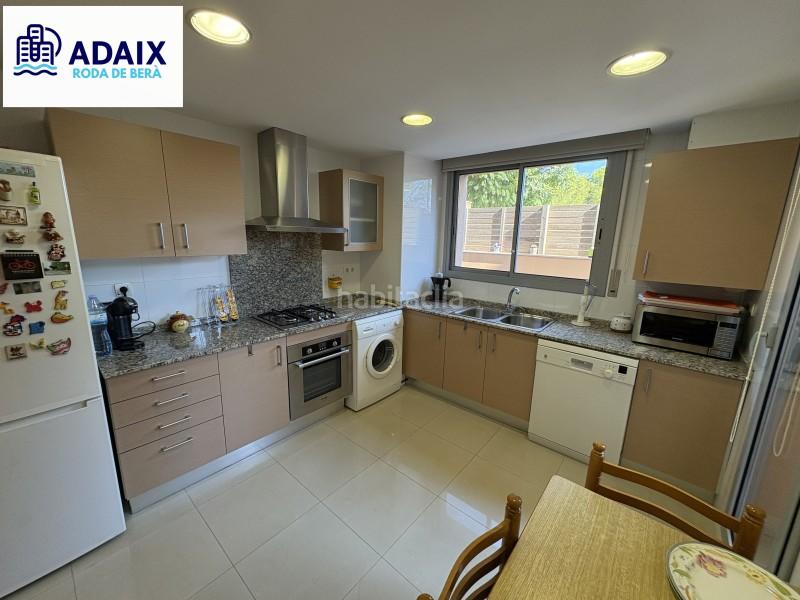 Foto 25fec253-4c25-4e48-8473-167cf1e39329. Erdgeschoss mit heizung parking pool in Roda de Barà