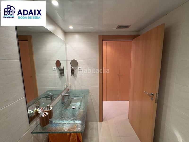 Foto 4b2d7acf-1ebe-444b-8710-5c82df19ef20. Erdgeschoss mit heizung parking pool in Roda de Barà