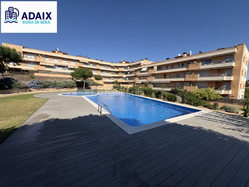 Foto 8038581e-c97f-4292-ab59-0e21bec47c20. Erdgeschoss mit heizung parking pool in Roda de Barà