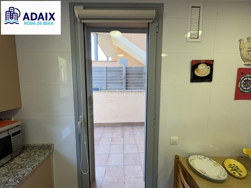 Foto 89a40549-5d7a-482e-bd82-c4e3d63322b0. Erdgeschoss mit heizung parking pool in Roda de Barà