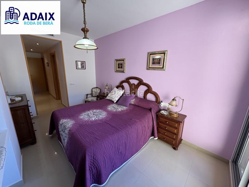 Foto 89e54043-231a-4a5c-a36d-1b9a42a610d2. Erdgeschoss mit heizung parking pool in Roda de Barà