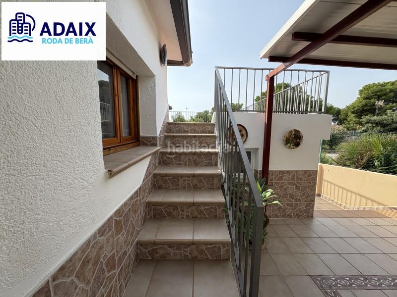 Foto 0055e123-0605-401b-9693-89b529e16f11. Haus mit parking in Roda de Barà