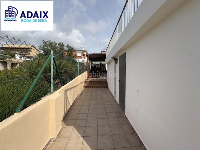 Foto 1a88b521-8c37-4bbe-9c0d-4295c48eb56d. Haus mit parking in Roda de Barà